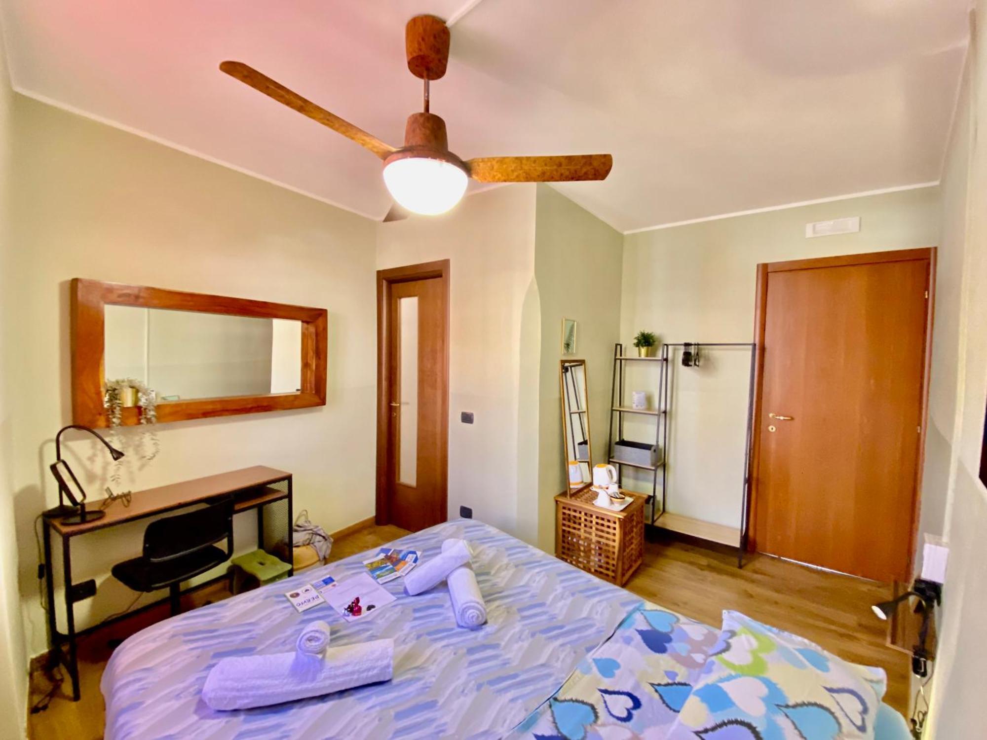 Bed and Breakfast La Casa Del Poeta Дервио Экстерьер фото