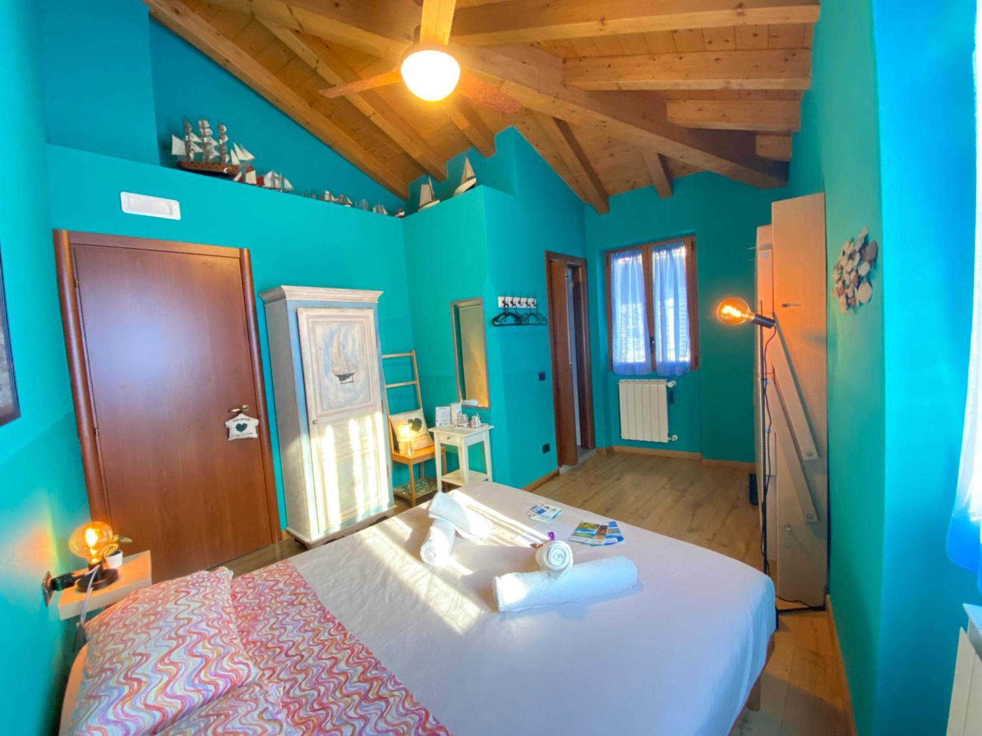 Bed and Breakfast La Casa Del Poeta Дервио Экстерьер фото